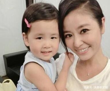 Lâm Tâm Như hé lộ diện mạo con gái khiến fan xuýt xoa? - Hình 1