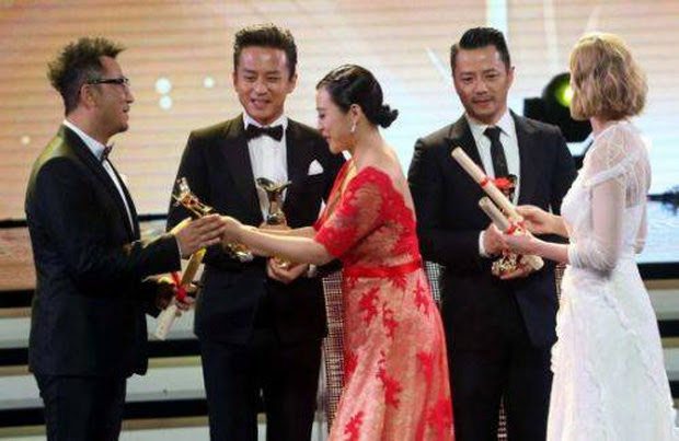Hác Lôi - Bị Đặng Siêu đá, ăn vạ trên phim trường và hành động bất ngờ ngày gặp lại - Hình 3