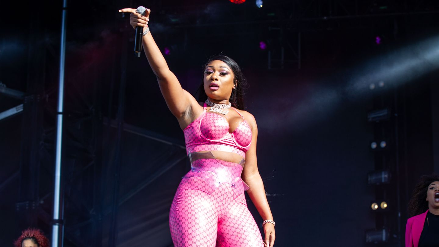 Megan Thee Stallion tố công ty quản lý cấm không cho kết hợp cùng BTS - Hình 5