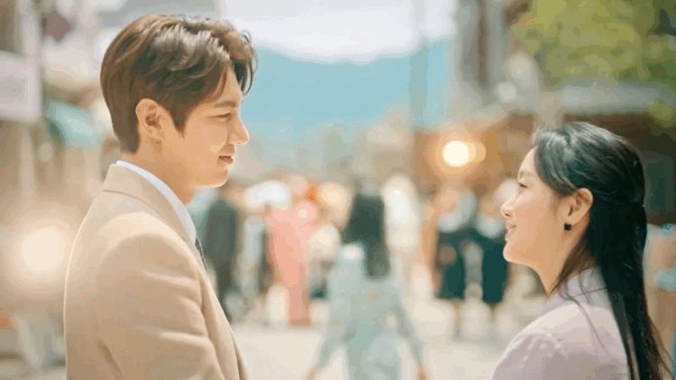 Loạt khoảnh khắc ngọt xỉu của Kim Go Eun - Lee Min Ho từ hậu trường lên phim, thế mà không thành đôi phí ghê! - Hình 9