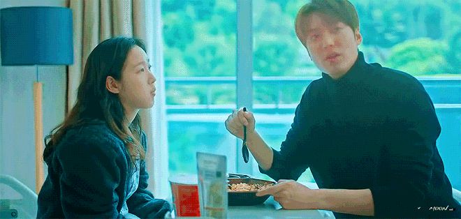 Loạt khoảnh khắc ngọt xỉu của Kim Go Eun - Lee Min Ho từ hậu trường lên phim, thế mà không thành đôi phí ghê! - Hình 3