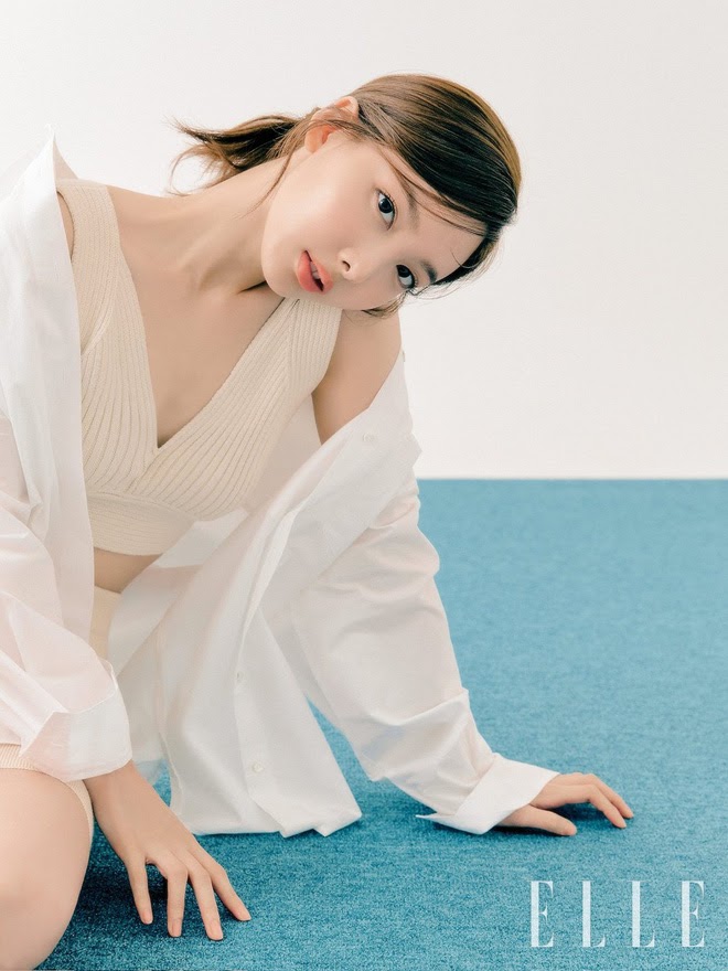 Nayeon (TWICE) xuất hiện với hình tượng nữ thần khiến netizen trầm trồ - Hình 1