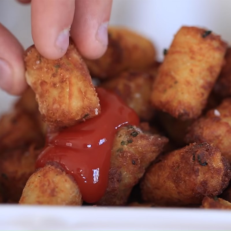 Cách làm Tater Tots - khoai tây chiên kiểu Mỹ thơm ngon hấp dẫn - Hình 13