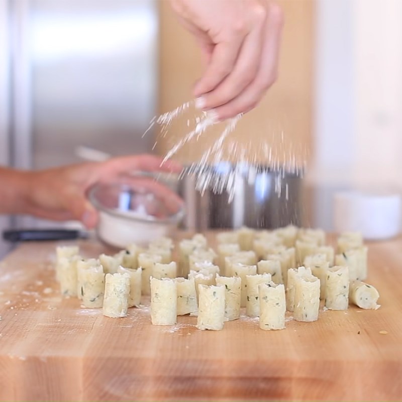 Cách làm Tater Tots - khoai tây chiên kiểu Mỹ thơm ngon hấp dẫn - Hình 10