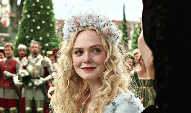 Tạo hình 6 nàng công chúa Disney phiên bản live action: Elle Fanning, Lily Collins đỉnh khỏi bàn, riêng Lưu Diệc Phi bị la ó - Hình 26