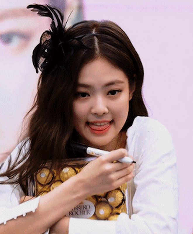 1 hành động nhỏ của Jennie (BLACKPINK) tại fansign hot trở lại, khiến Knet phải thốt lên: Thì ra con người thật là đây? - Hình 7