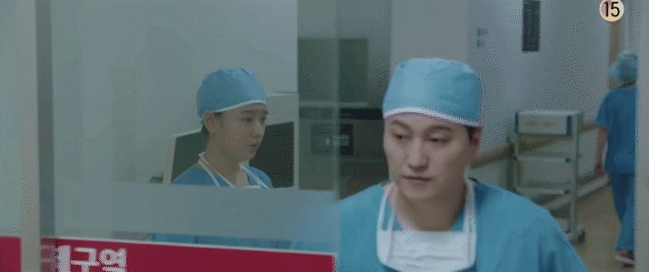 Preview Hospital Playlist 2 tập 8: Jeong Won suy sụp vì bạn gái bỏ rơi, mẹ lâm bệnh nặng khó cứu chữa? - Hình 10