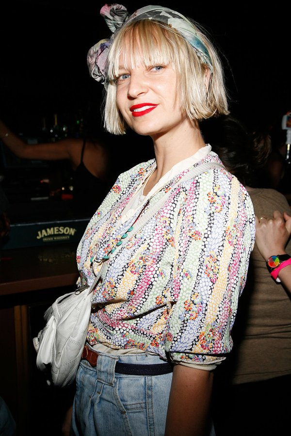Sia - Nữ nghệ sĩ bị bỏ quên tại lễ trao giải Grammy - Hình 1