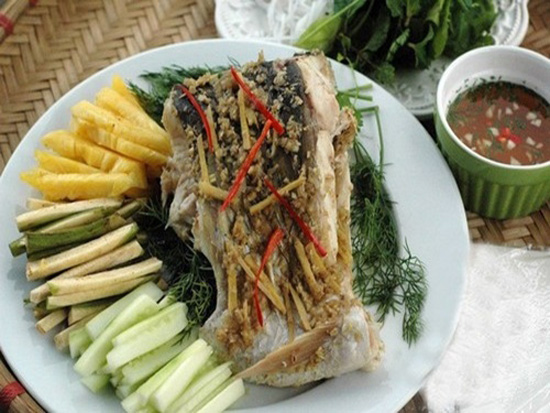 Bún cuốn cá hấp món ăn ngày nắng - Hình 1