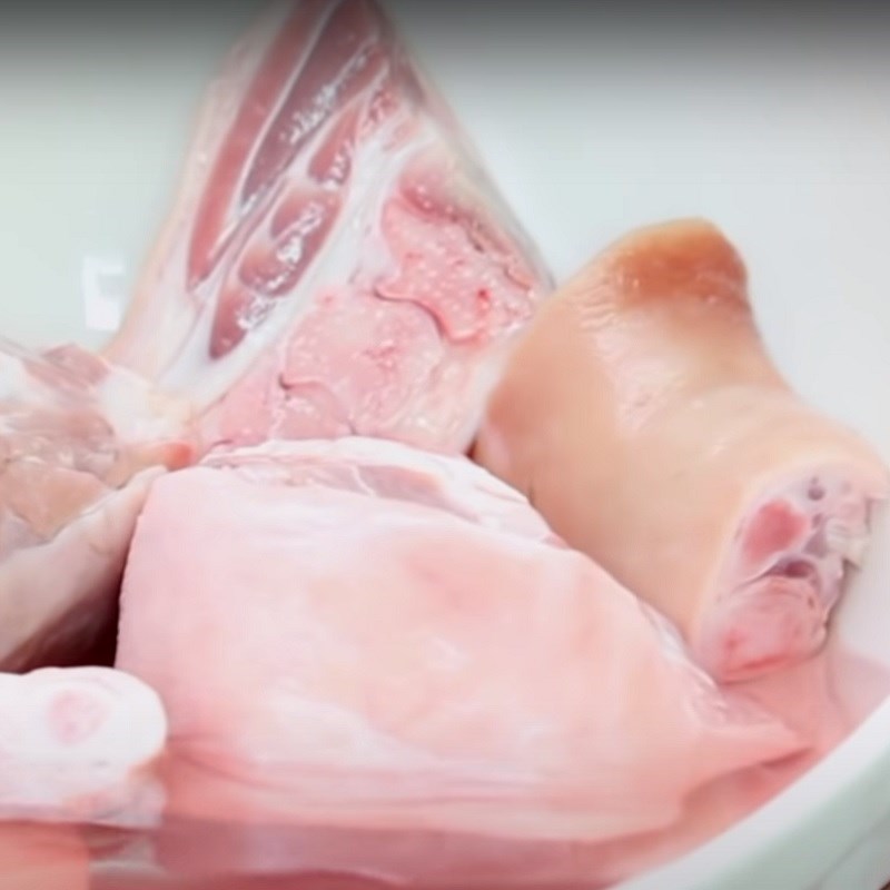 Cách làm chân giò hầm sốt cay kiểu Hàn Quốc lạ miệng thơm ngon bắt vị - Hình 2