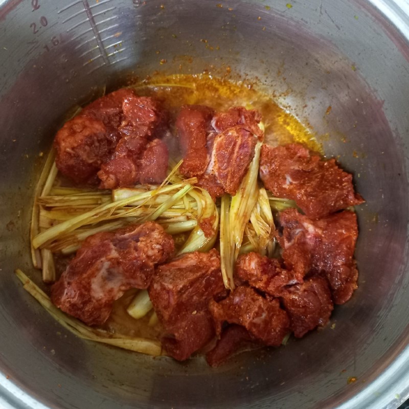 Cách nấu bún bò xương heo cho bữa sáng tại nhà cực đơn giản - Hình 9
