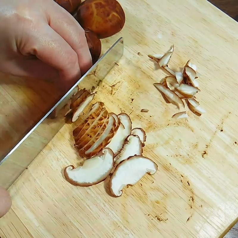Cách nấu hủ tiếu Nam Vang chay ngon dễ thanh đạm cho ngày Vu Lan - Hình 2