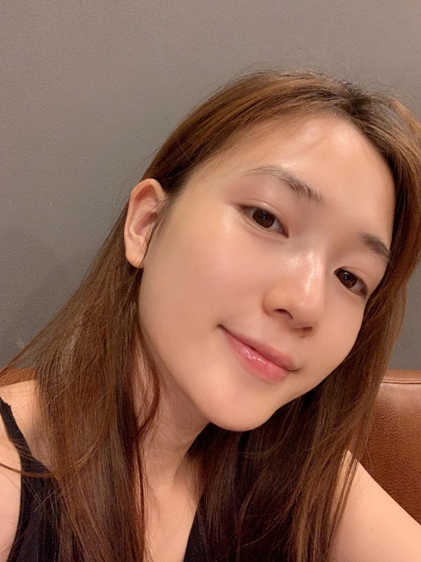 Cựu hotgirl Hà Nội tự tin đăng ảnh sau sinh 3 tuần, bụng bà đẻ còn sồ sề, thâm đen - Hình 4