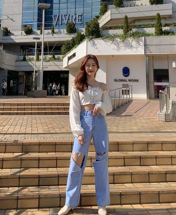 Gợi ý các cách mix đồ với quần jeans ống rộng chuẩn style Hàn Quốc giúp bạn trẻ trung hơn - Hình 1