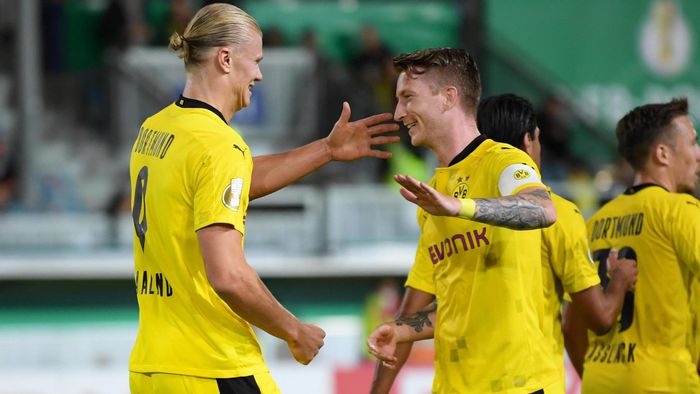 Haaland lập hat-trick trong trận đầu tiên ở mùa giải mới - Hình 7