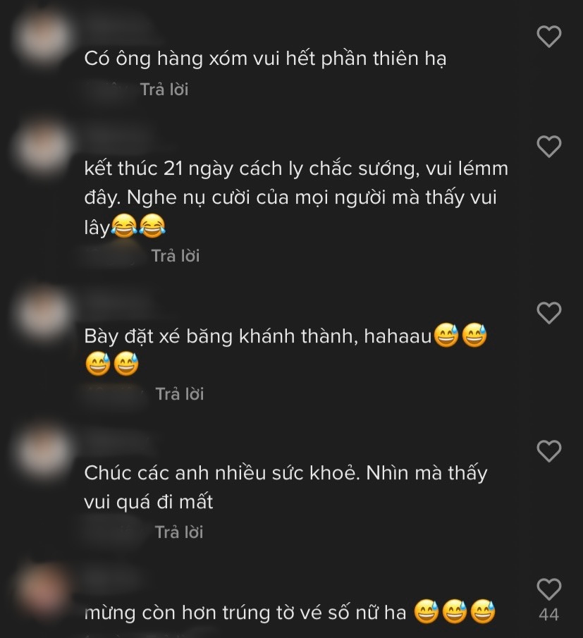 Hết hạn tự cách ly, thanh niên được cắt băng khánh thành ăn mừng - Hình 2