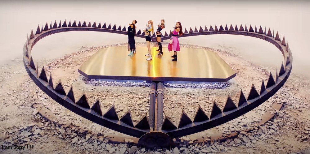 Loạt cảnh quay MV K-pop mãn nhãn đến khó tin và đậm mùi tiền - Hình 6