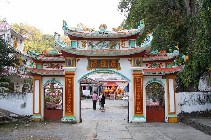 Vãn cảnh những ngôi chùa đẹp và nổi tiếng nhất ở Kiên Giang - Hình 3