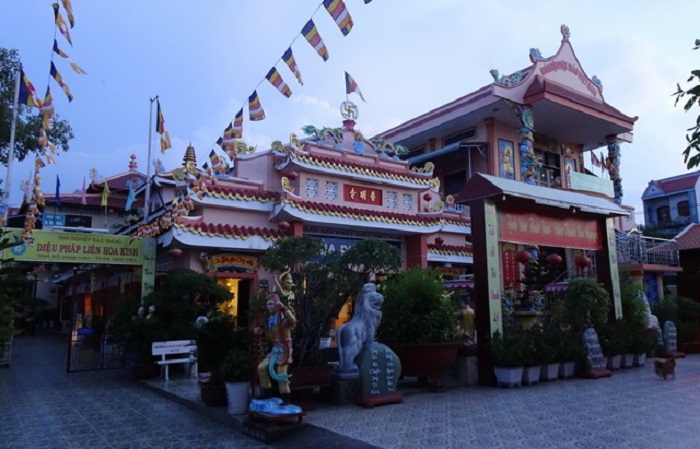 Vãn cảnh những ngôi chùa đẹp và nổi tiếng nhất ở Kiên Giang - Hình 5