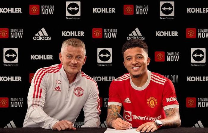 Varane và Sancho khiến Man United lo sốt vó trước giờ G - Hình 1