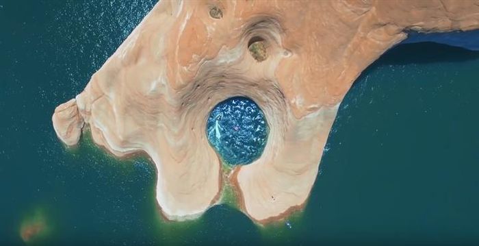 Vẻ kỳ vĩ của hồ nước nhân tạo độc đáo và đẹp nhất Tây Nam nước Mỹ - Hình 2