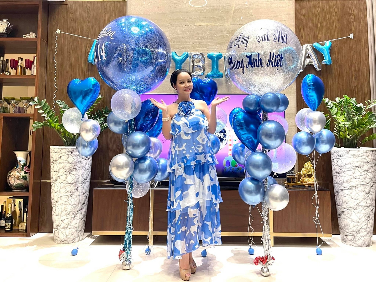 Vợ chồng Mai Thu Huyền mừng sinh nhật con trai - Hình 5