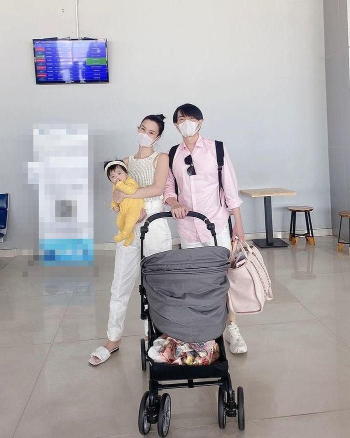 Xót xa những chiếc túi nghìn đô bị nhồi nhét như giỏ đi chợ - Hình 7