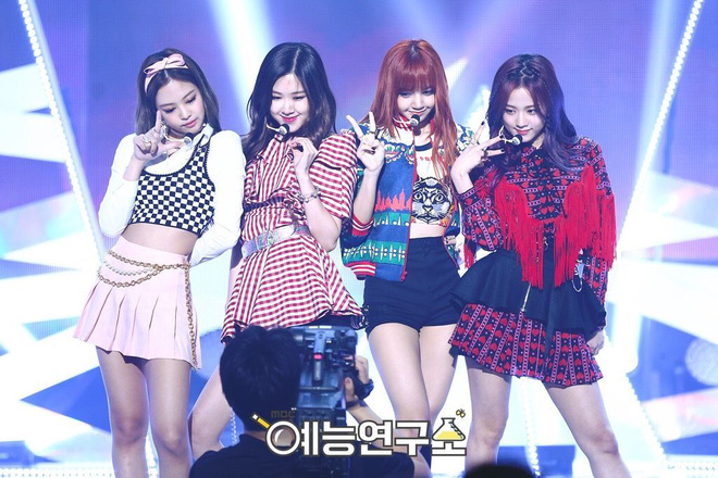 Xu hướng high teen sắp bùng nổ rồi: Khởi nguồn từ huyền thoại Clueless ngày xưa và giờ có BLACKPINK, Somi lăng xê nhiệt tình - Hình 10