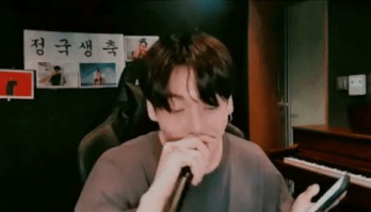 Jungkook (BTS) sáng tác ngay bài hát mới dựa vào bình luận của fan, gấp gáp mà nghe thành quả thòng tim thật sự - Hình 3