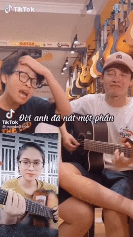 Trận battle guitar viral nhất MXH hôm nay: Đàng trai nổi hứng cà khịa crush ai ngờ đại diện nhà gái phản dame không trượt phát nào - Hình 1