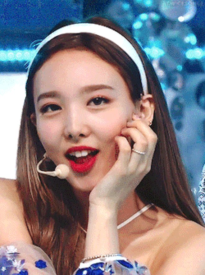 Trùng hợp bất ngờ giữa Nayeon và Jennie: Cười lên là lộ khuyết điểm nhưng lại được nhiều người muốn sửa theo - Hình 10