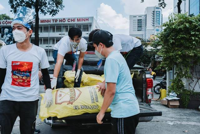 MC Nguyên Khang phẫn nộ vì kẻ xấu mạo danh từ thiện - Hình 5