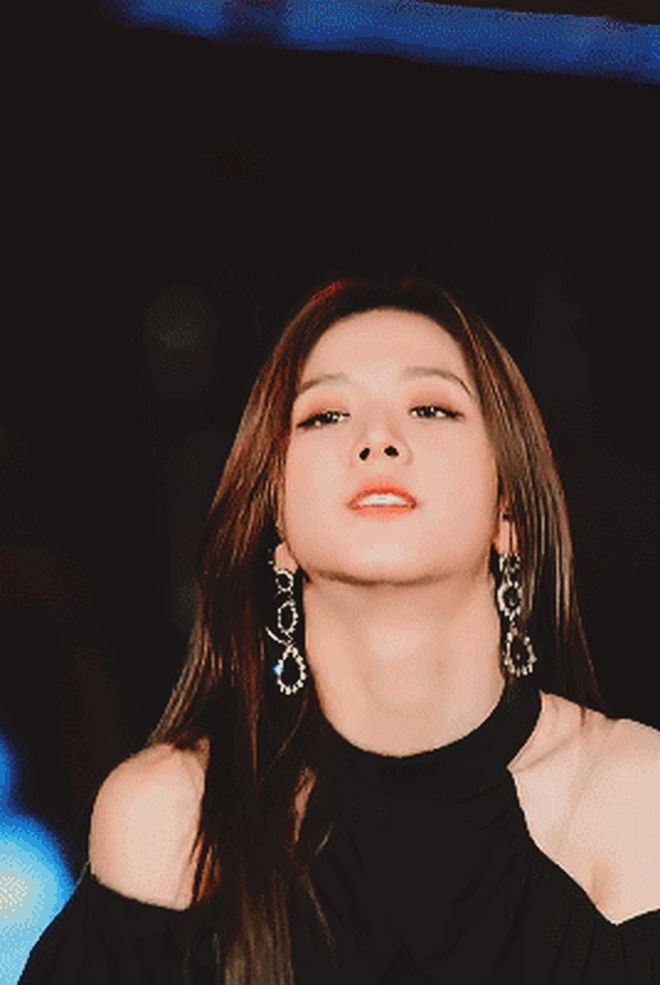 4 lần bùng nổ visual của Jisoo: Leo top trending toàn thế giới, danh xưng Miss Korea không phải để đùa đâu! - Hình 2