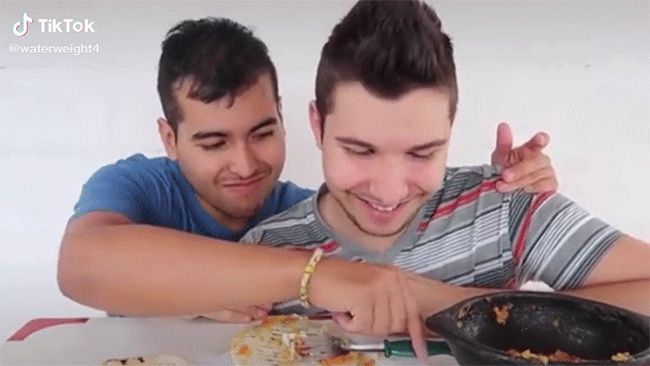 Mukbang có thể tàn phá người ta như thế nào: Sự thay đổi của nam YouTuber khiến người xem vừa thương vừa buồn cười - Hình 2