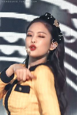 Jennie (BLACKPINK) bị YG cất trong tủ quá lâu, Knet kêu gào: Làm ơn push Jennie như dân tình đồn đại đi! - Hình 5