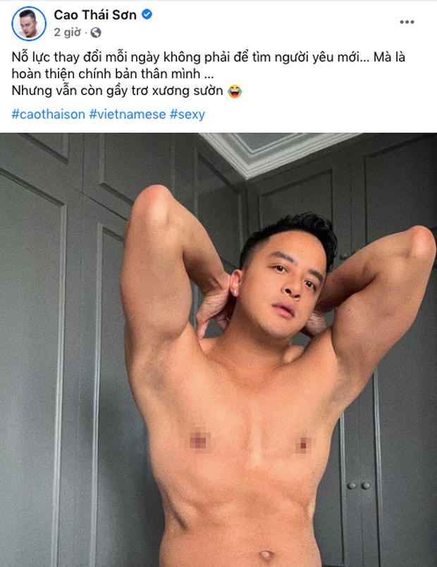 Cao Thái Sơn lộ hình xăm kỳ lạ, Hòa Minzy khoe ảnh bầu 7 tháng khiến netizen trầm trồ - Hình 1
