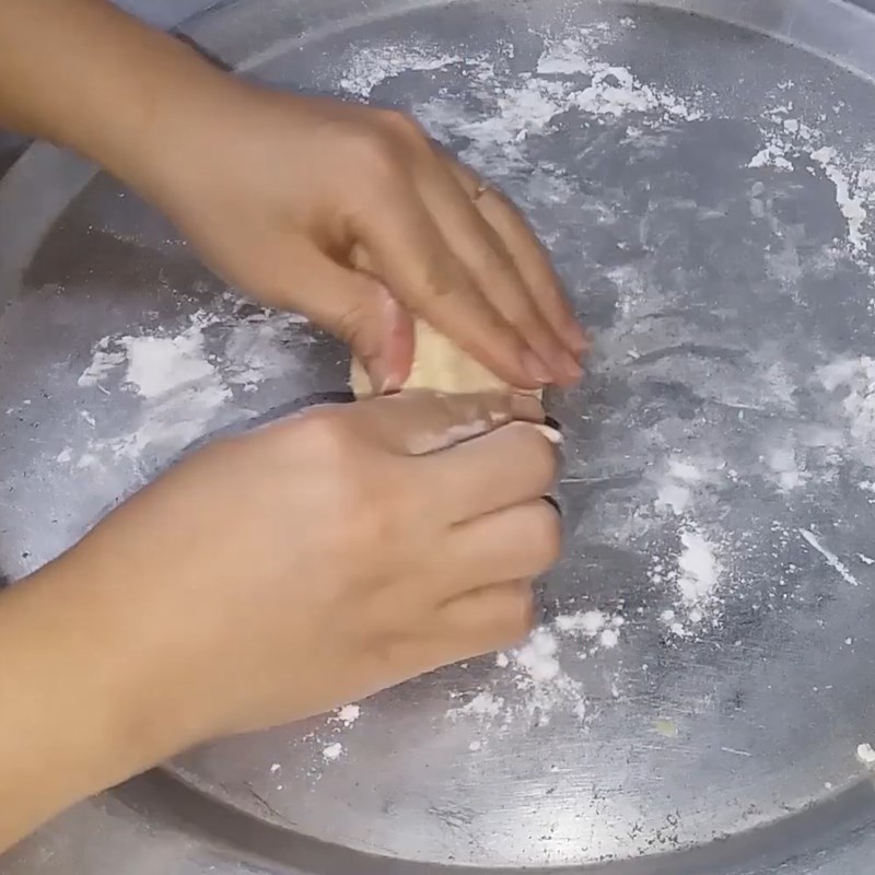 Cách làm bánh tai heo giòn tan, đơn giản tại nhà, ăn là mê ngay - Hình 23