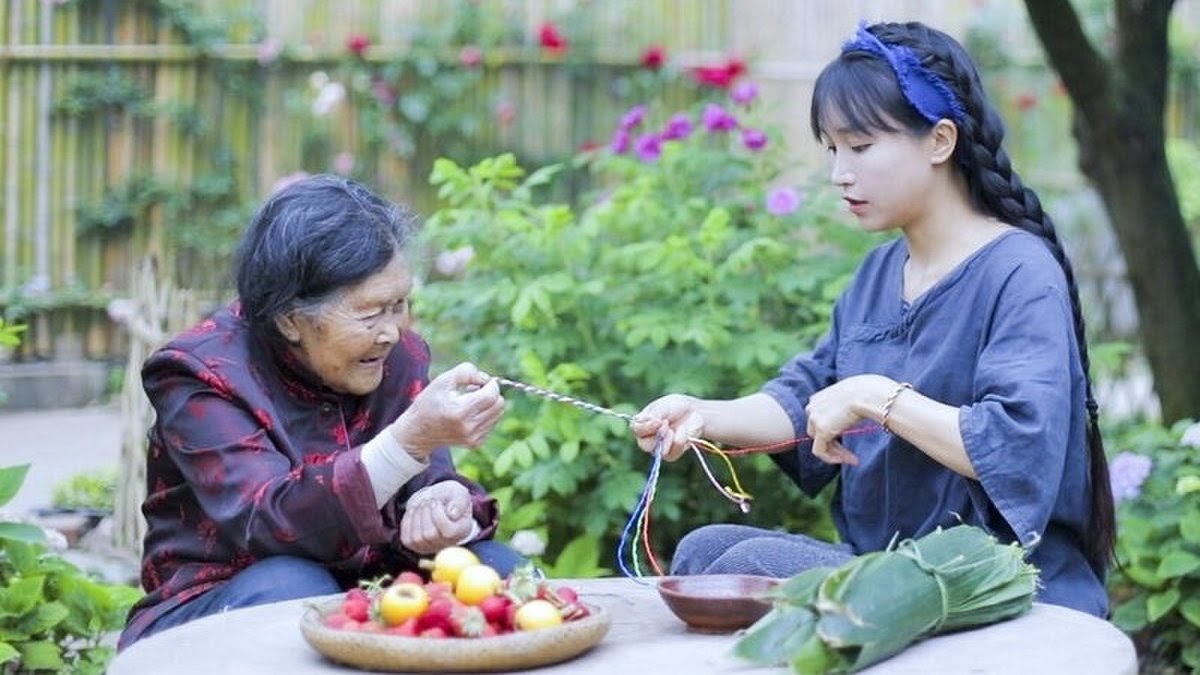 Lý Tử Thất - Tiên nữ đồng quê từng ngủ gầm cầu đến nữ đại gia sở hữu khối tài sản khủng - Hình 6