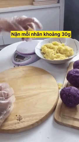 Mách chị em cách làm bánh Trung thu ăn kiêng cực dễ: Lượng calo chỉ bằng 1/3 bánh thường mà vẫn ngon ra phết! - Hình 6