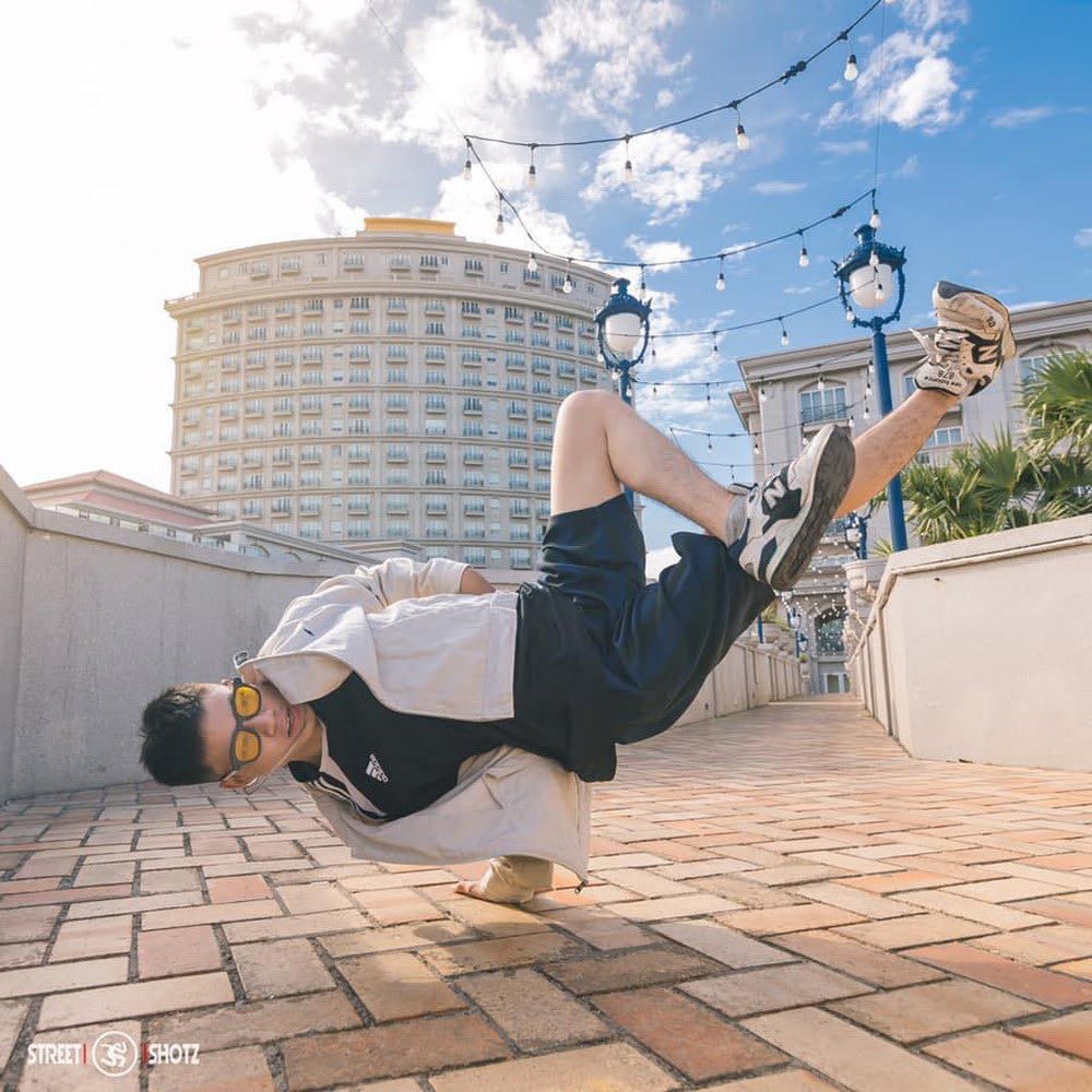 Nén nỗi đau mất cha, F0 và bác sĩ nhảy hiphop truyền năng lượng tích cực chống dịch - Hình 2