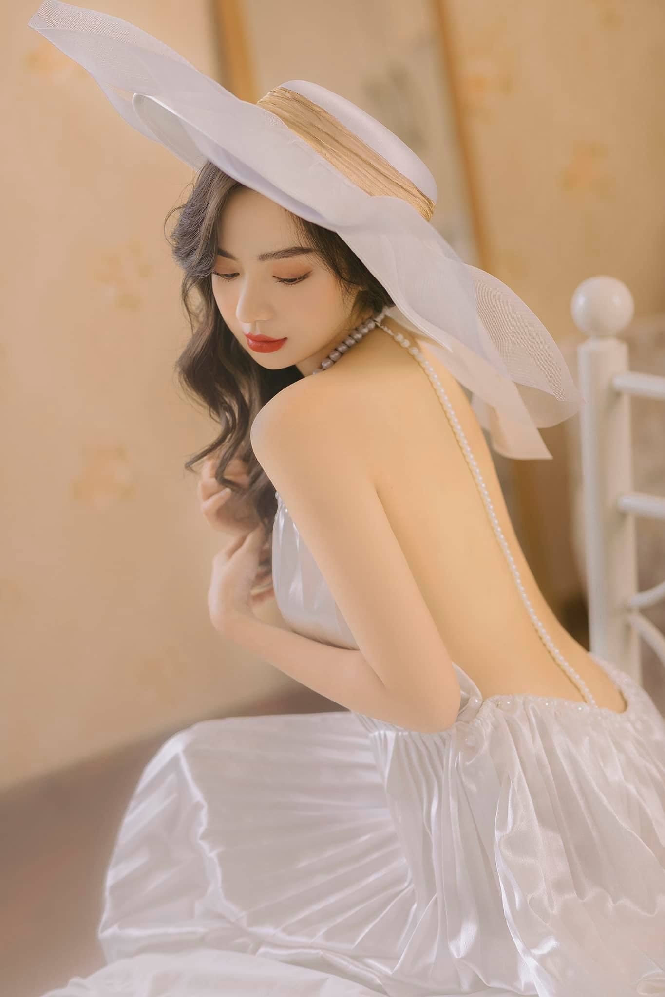 Streamer Chi Củ Cải chạy deadline sấp mặt hậu drama kho ảnh 40GB - Hình 2