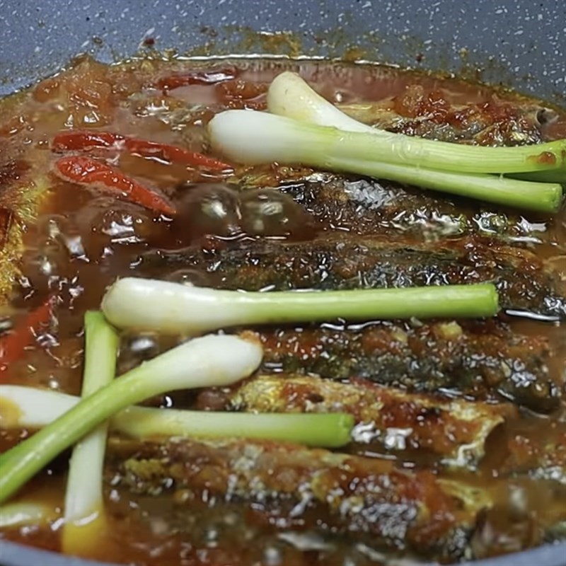 2 Cách làm cá nục kho cà chua thơm ngon món mặn hoàn hảo với cơm nóng - Hình 18