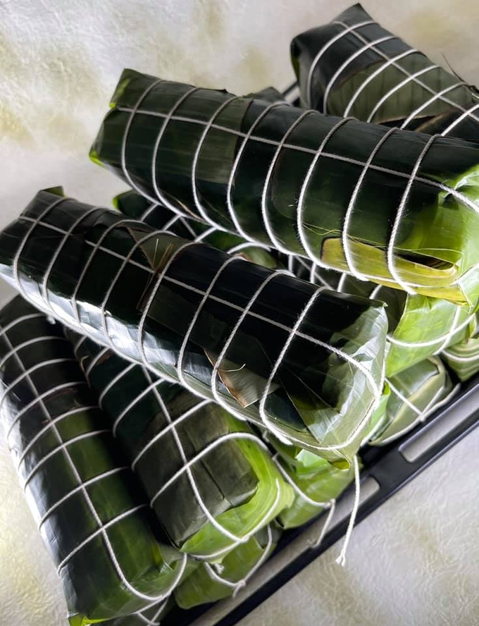 Bánh tét nhân hoa mơ gói theo phong cách Nhật Bản - Hình 2