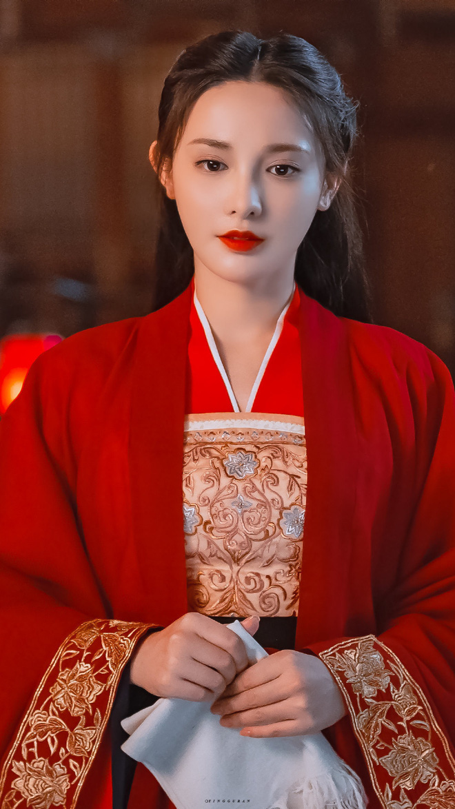 Bành Tiểu Nhiễm lại diện váy cưới lộng lẫy trong Quân Cửu Linh, phim mới chiếu đã qua 3 đời chồng - Hình 6