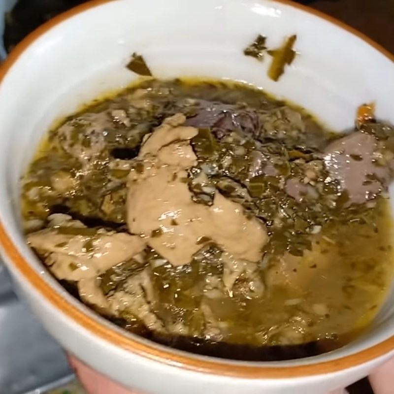 Cách nấu canh lá đắng với lòng lợn lạ miệng thơm ngon chuẩn vị xứ Thanh - Hình 15