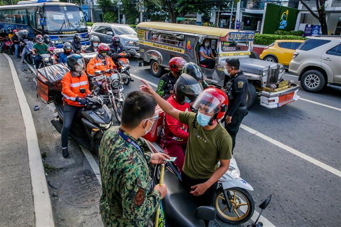 COVID-19 tới 6 giờ 9/9: Thế giới trên 4,6 triệu ca tử vong; WHO xác định sống chung với dịch bệnh - Hình 10