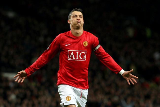 MU: 5 đội hình phù hợp với Ronaldo trong trận gặp Newcastle - Hình 4