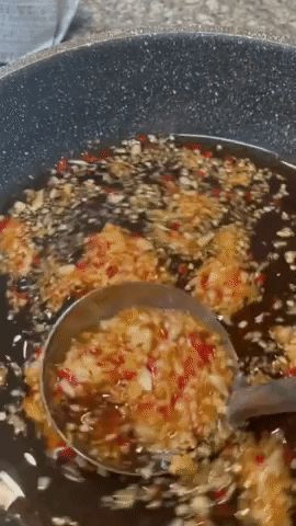 Ở nhà giãn cách muốn ngon cơm thì không thể thiếu hũ mắm này: Chấm cùng món chiên rán, hấp luộc đều xuất sắc! - Hình 3