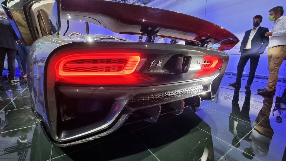 Siêu xe Trung Quốc Hongqi S9 ra mắt với mục tiêu đánh bại Lamborghini - Hình 5