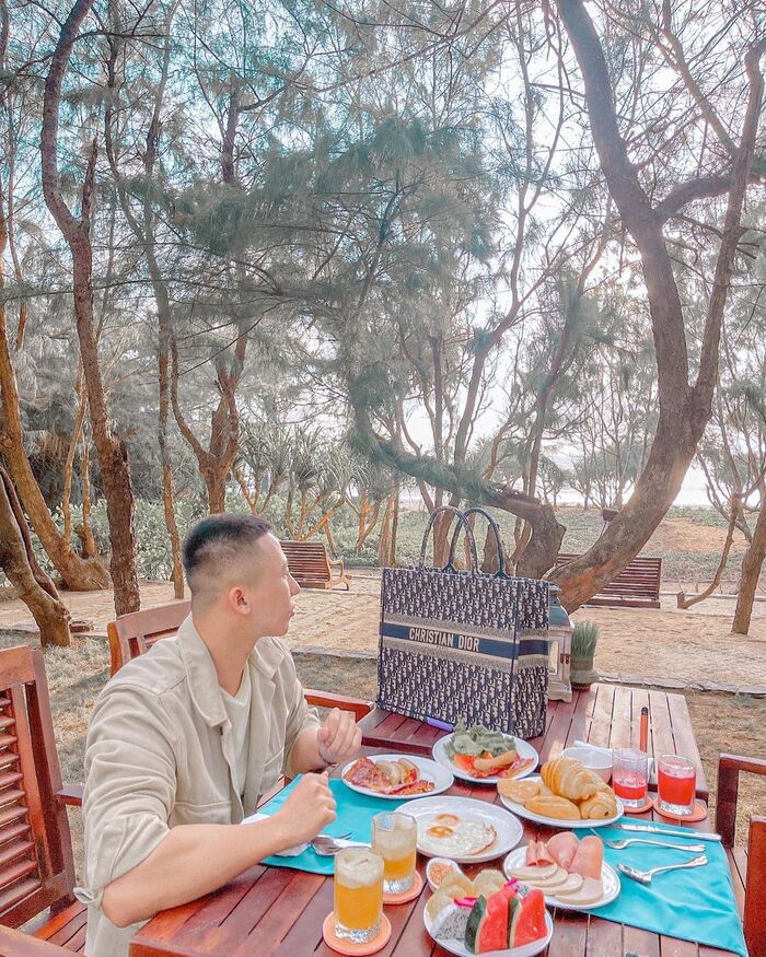 Thư giãn thanh bình tại 3 khách sạn ở Côn Đảo tọa lạc giữa thiên nhiên thơ mộng, an yên nức danh phố biển Vũng Tàu - Hình 13